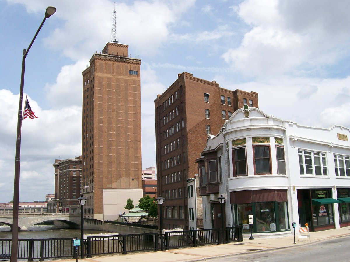 Aurora, IL - Stolp Island - Wikipedia