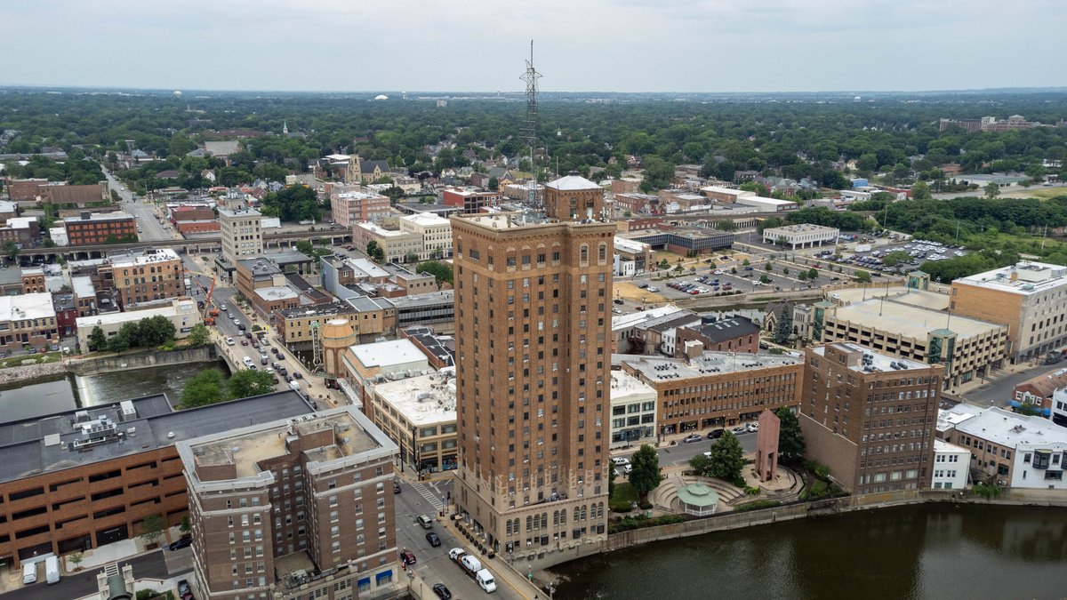 Aurora, IL - Leland Tower - Wikipedia